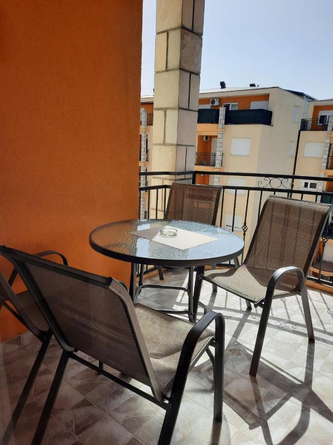 Apartman Natasha 特雷比涅 外观 照片