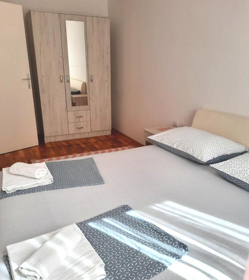 Apartman Natasha 特雷比涅 外观 照片