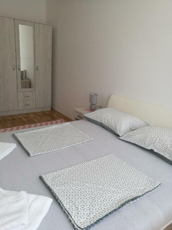 Apartman Natasha 特雷比涅 外观 照片
